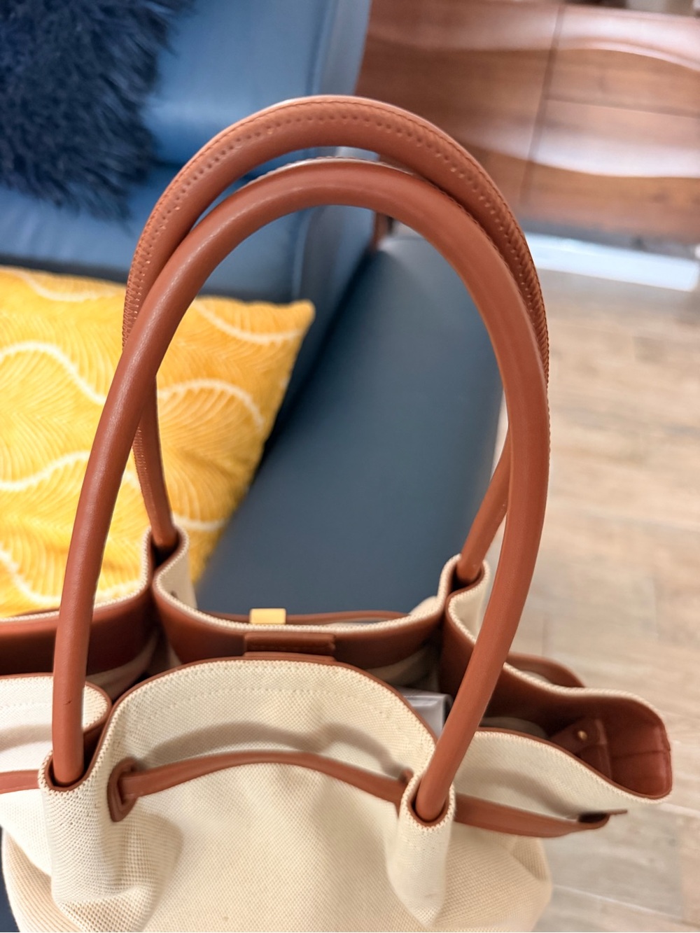 JW PEI Hana Medium Tote Bag - beige Canvas - Picture 6 of 8